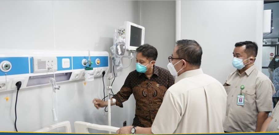 Menkes Tinjau Kesiapan 3 Rumah Sakit Penanganan COVID-19 Menkes Tinjau Kesiapan 3 Rumah Sakit Penanganan COVID-19